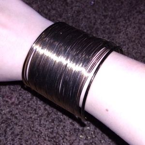 Gold bracelet